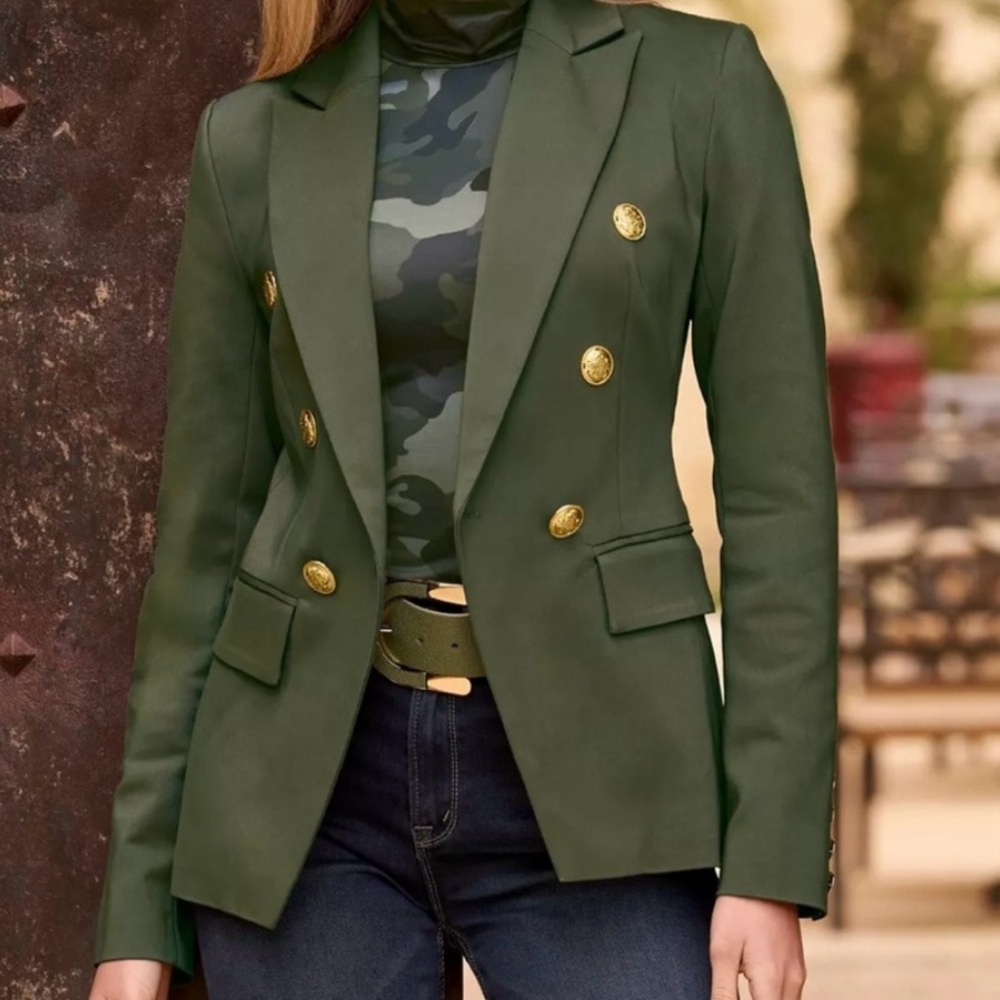 NWOT Boston Proper Double Breasted Olive Green Blazer with Gold Tone buttons 🫒
